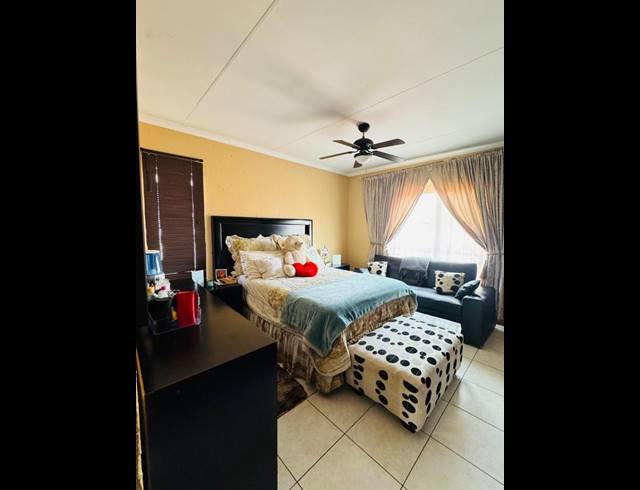 3 BEDROOM PROPERTY TO RENT IN HELDERWYK